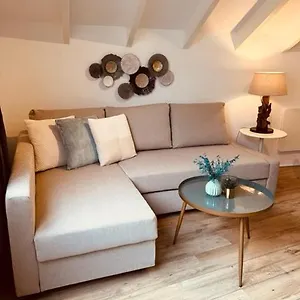  Appartement House